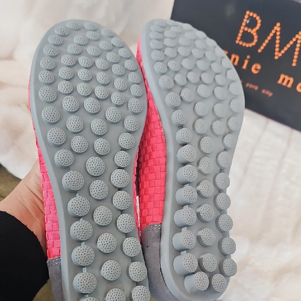 bernie mev. Women's Vibrant Red and Soft Gray Flats